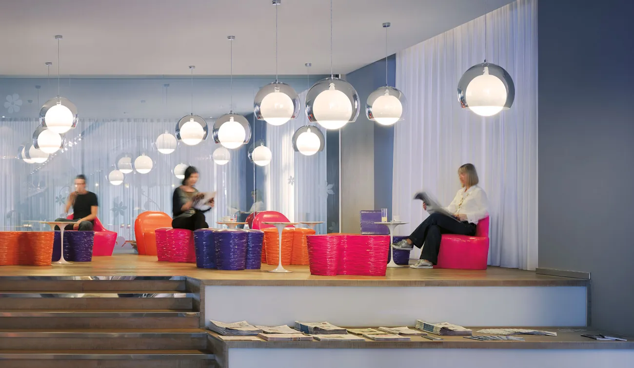 Zumtobel, Sconfine Sfera lamp