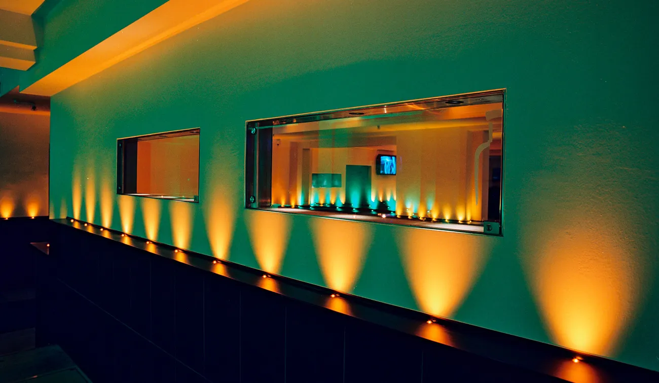P1 Disco nightclub, Munich (DE), 2001–02