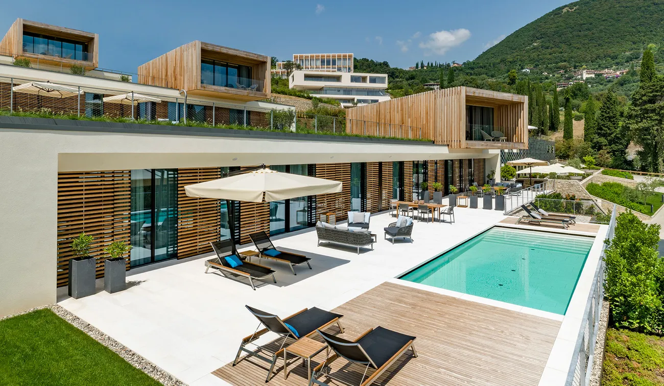 Le Finestre, Lake villas - Gardone (IT)