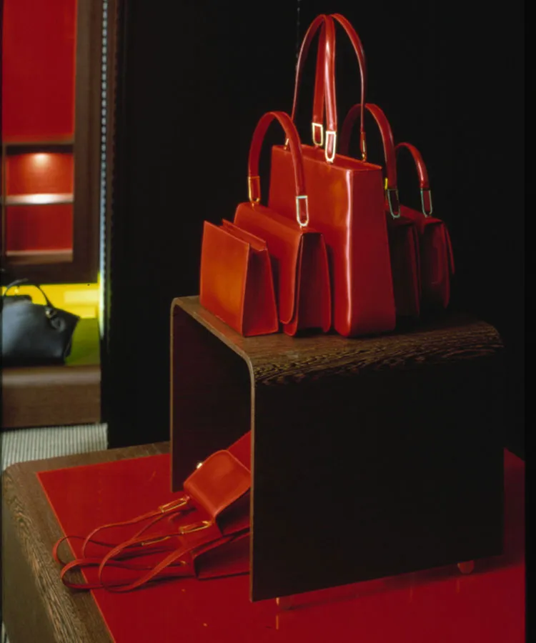 Goldpfeil Shop design, Framkfurt (DE), 1996