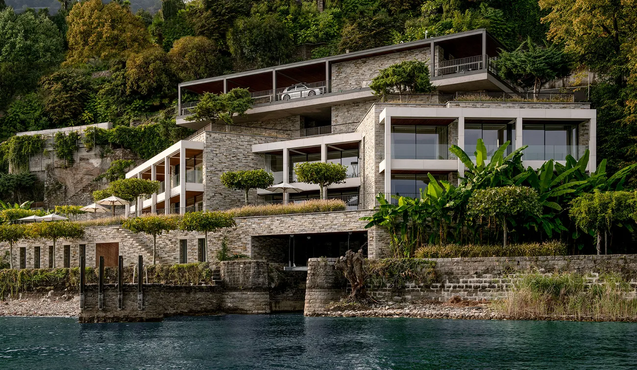 Lake Villa