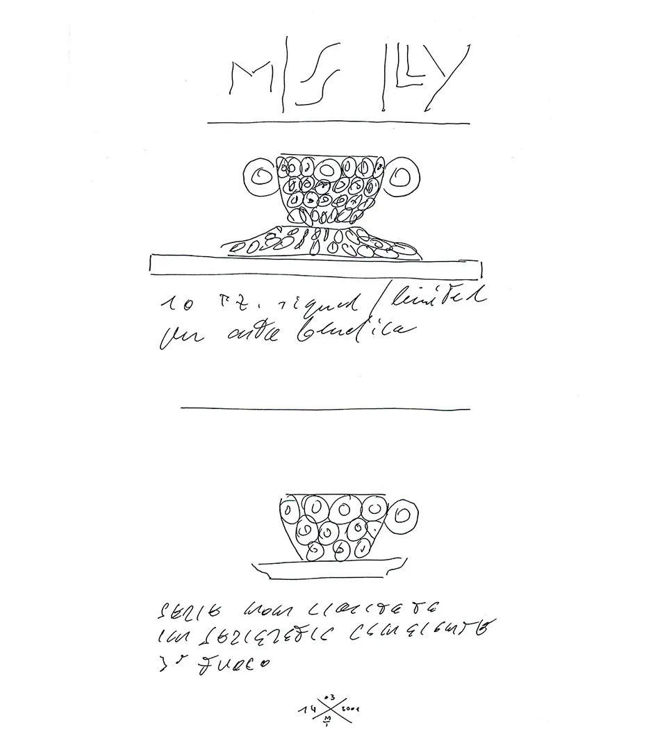 Miss illy cup with crystal piercing