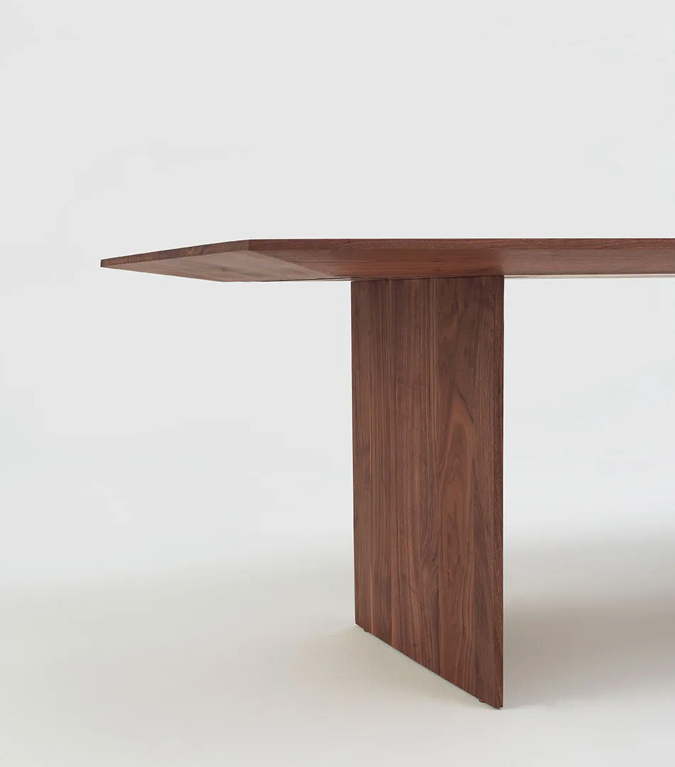 Riva 1920, Light table