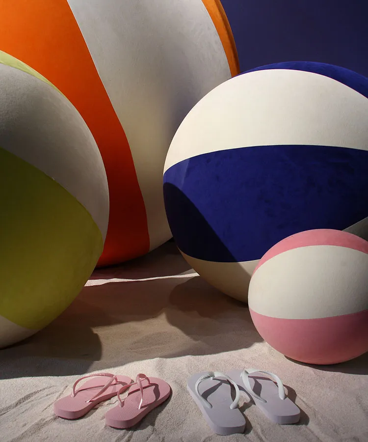 Lido, textile objects for Alcantara, realized for the Salone del Mobile, Milan (IT), 2009