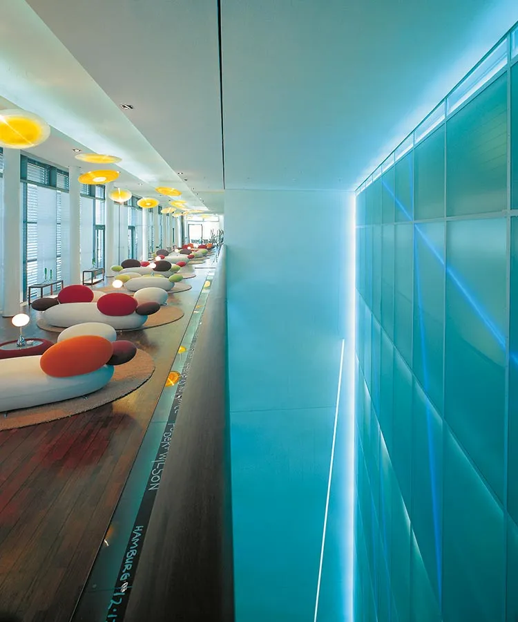Skylounge of the Side Hotel, Hamburg (DE), 1999–2001
