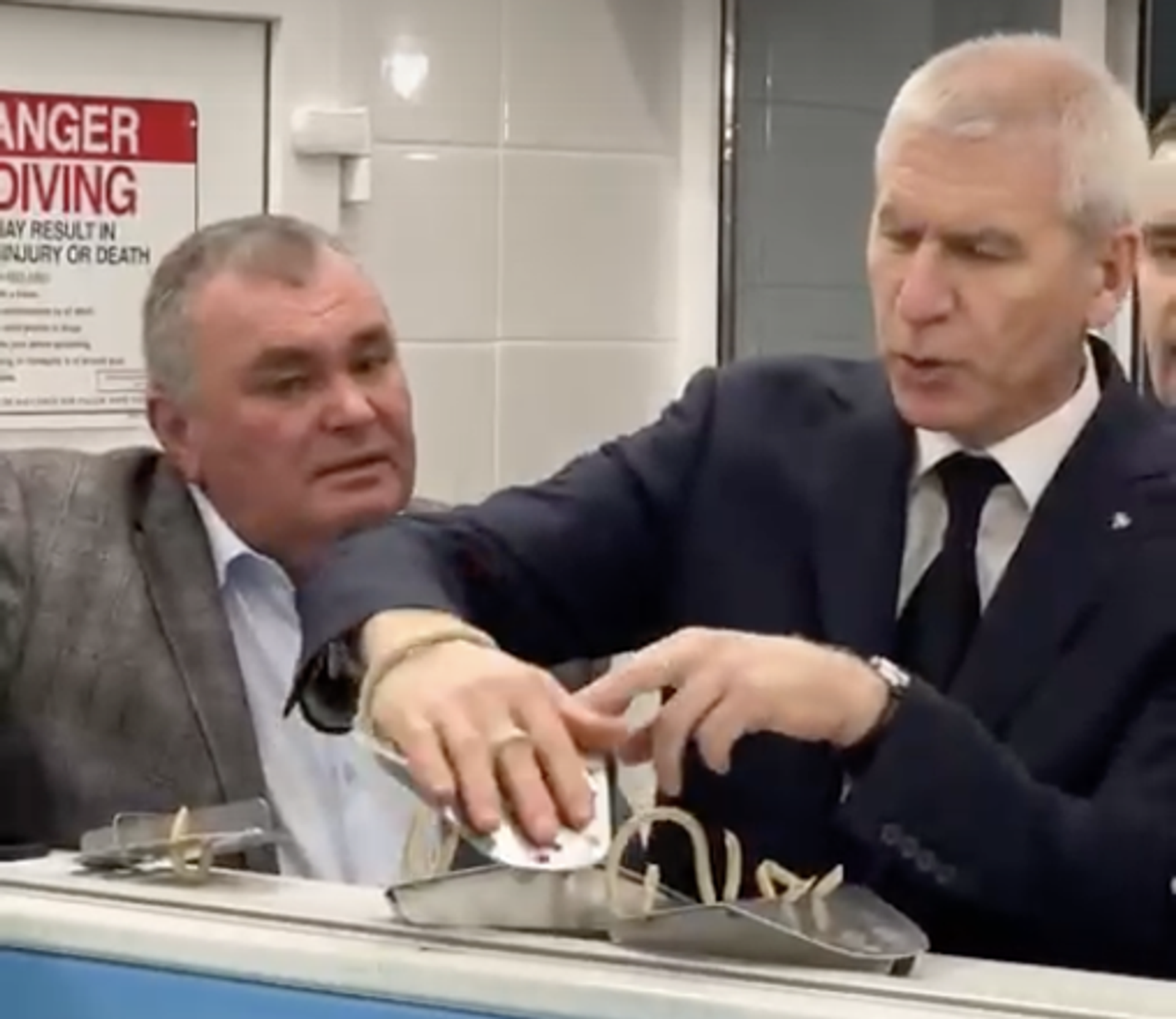 Schermata 2023-02-06 alle 11.00.41